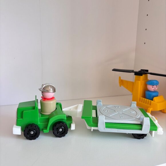 Vtg Fisher-Price Little People Helicopter Pad Truck Trailer Set Worker Pilot Lot - Picture 2 of 9